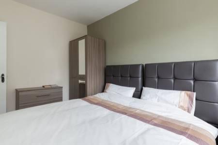 ברמינגהאם Solihull/Nec/Airport 3 Bedroom Semi-Detached House מראה חיצוני תמונה