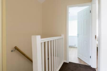 ברמינגהאם Solihull/Nec/Airport 3 Bedroom Semi-Detached House מראה חיצוני תמונה
