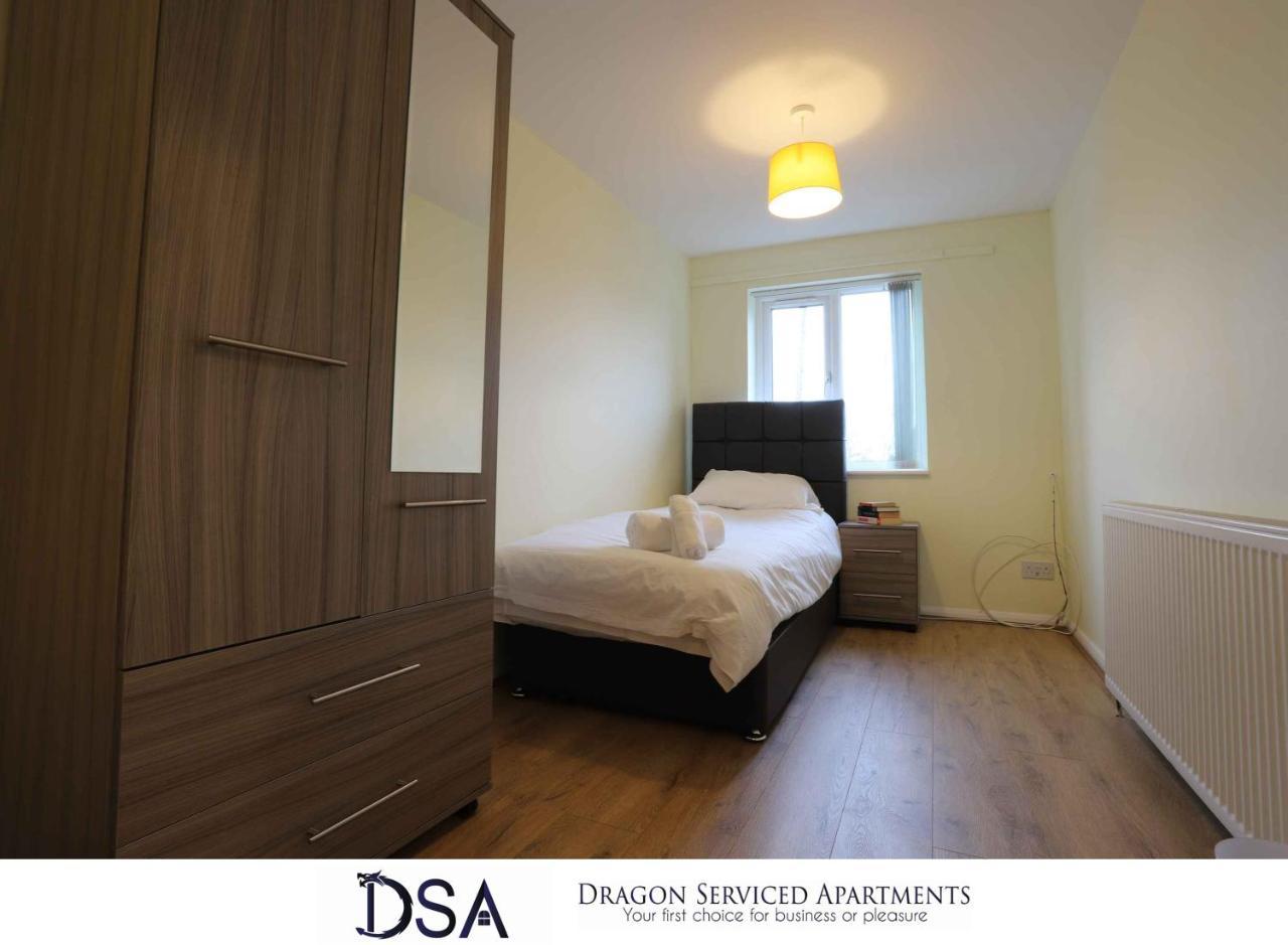 ברמינגהאם Solihull/Nec/Airport 3 Bedroom Semi-Detached House מראה חיצוני תמונה